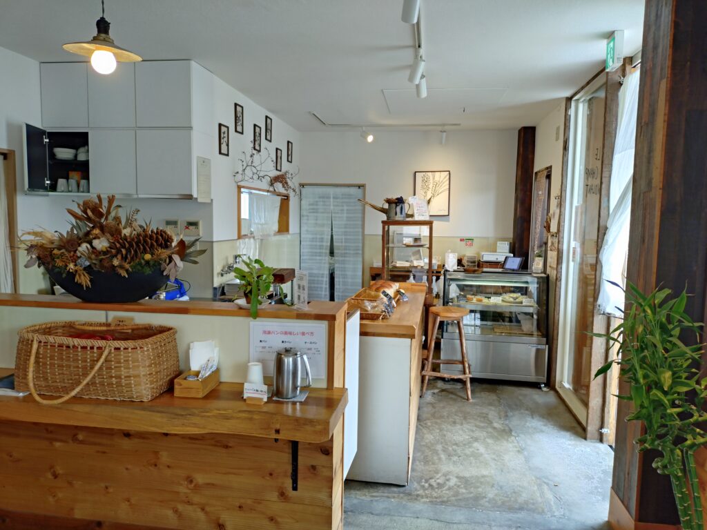 ルシャンボラン店内