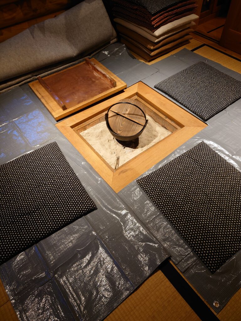 静岡県島田市りらすぽ囲炉裏のお部屋