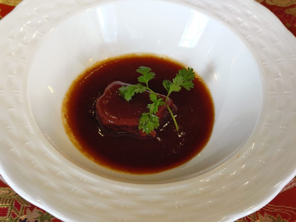 ルモンドふじがや,静岡,鉄板焼き,ステーキ,鉄板,静岡グルメ,お茶,ランチ,高級,コース料理,魚,洋食,定休日,駐車場,営業時間,スイーツ,デザート