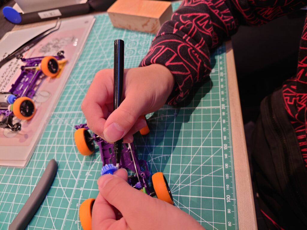 【匠宿】星と森キッズ工房「星と森」ミニ四駆作成