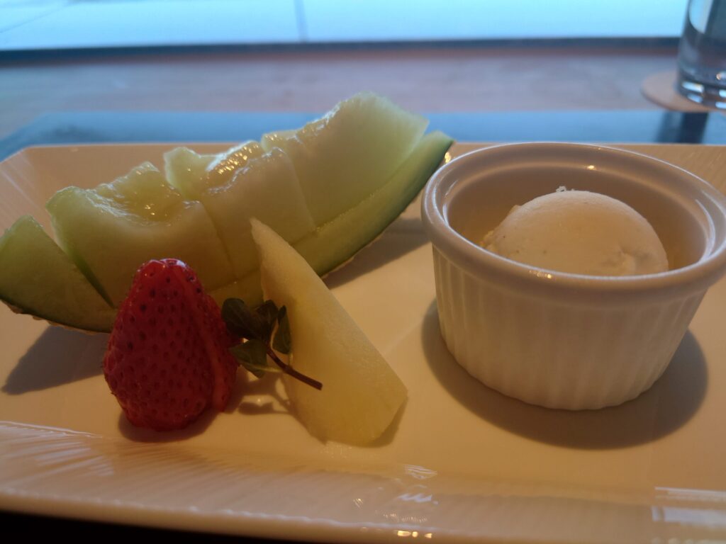 GARDEN COURT,ガーデンコート,むく,結久,鉄板,日本平,ホテル,ランチ,静岡,清水,記念日,誕生日,高級,子ども,定休日,予約,駐車場,コース料理