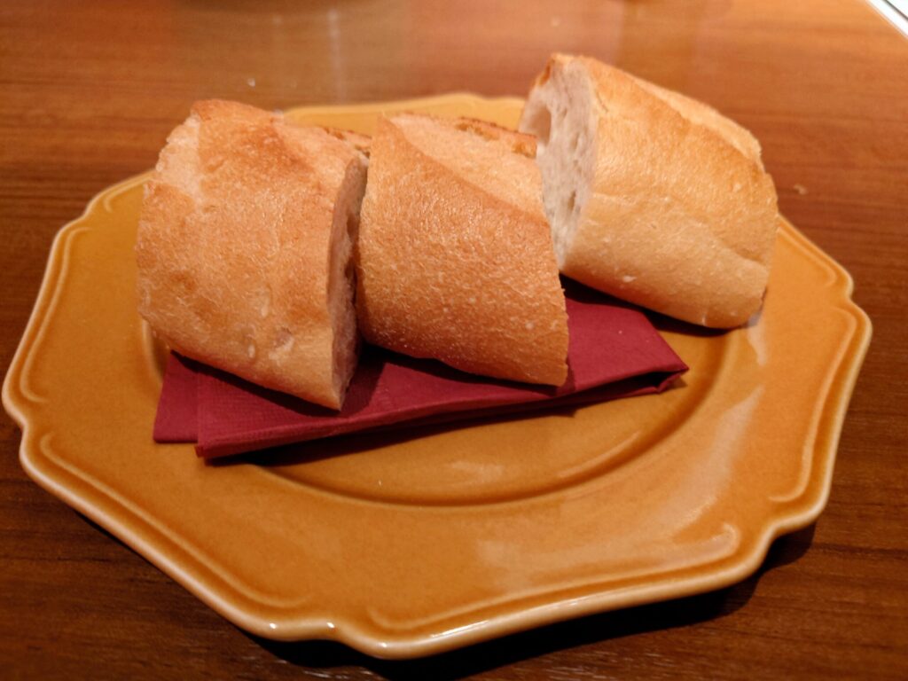 お肉とチーズMe's(ミーズ)バケット食べ放題