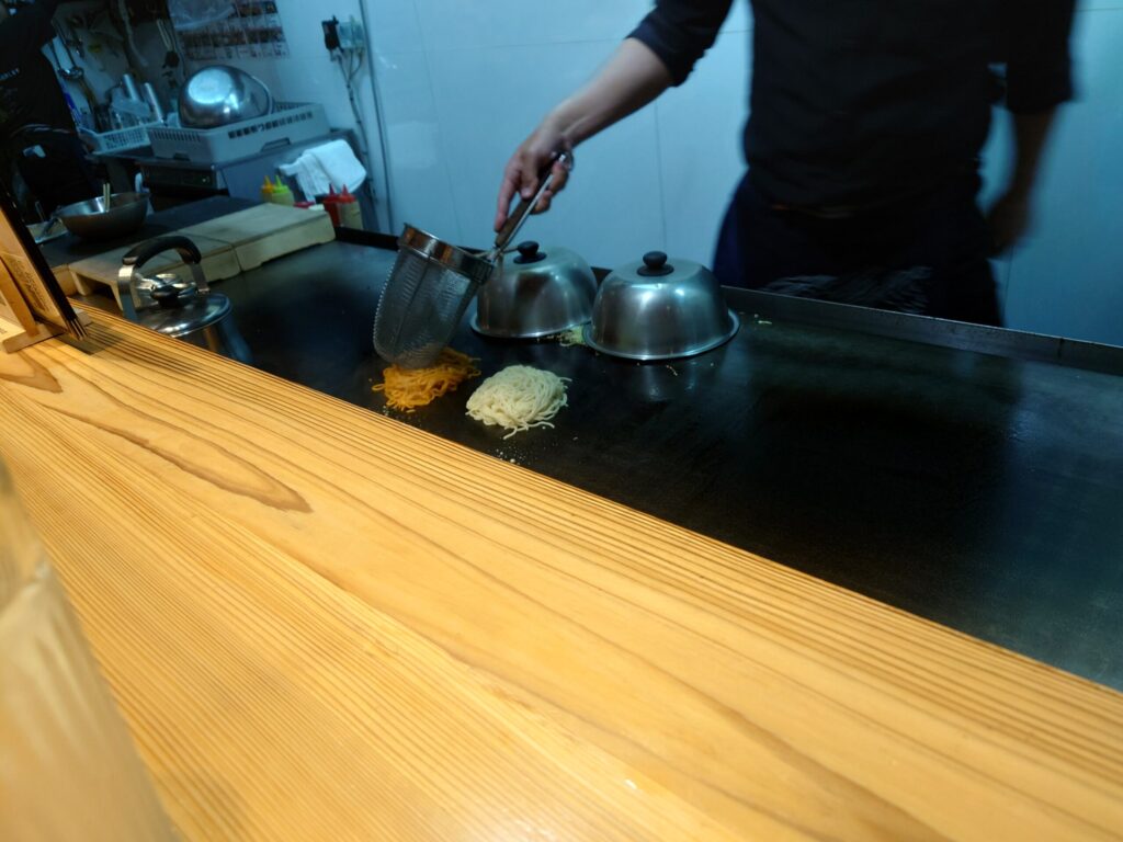 「おっこん雅」おっこんを作る姿