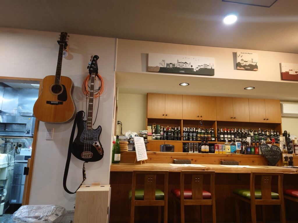 ポルトガル料理沼津「Nazare(ナザレ)」店内