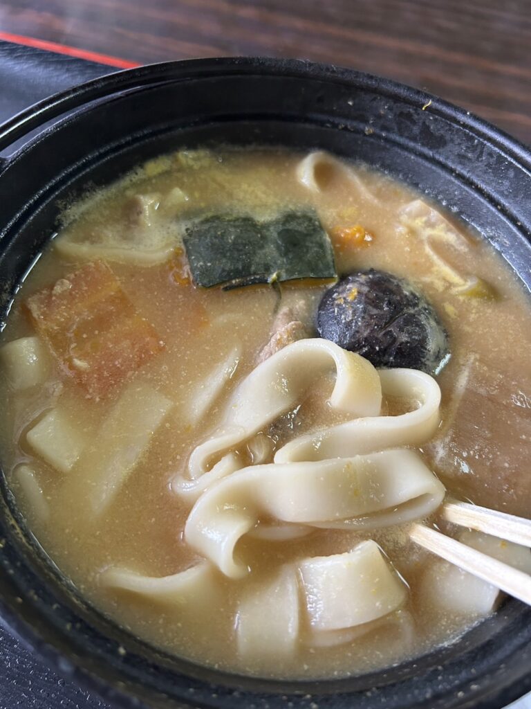 女帝の湯食事処「こんぼうず」ほうとう