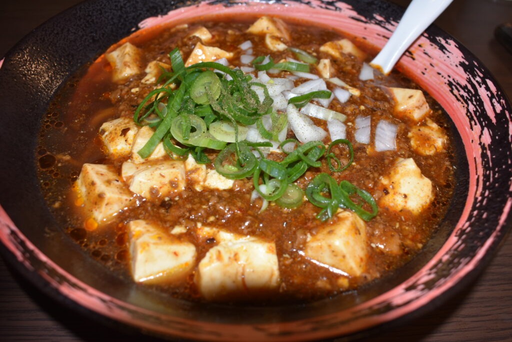 ラーメンつくよみ新メニューの麻婆ラーメン
