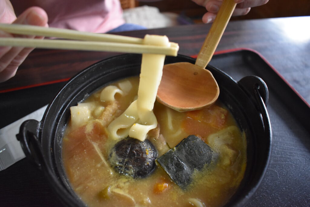女帝の湯食事処「こんぼうず」ほうとう