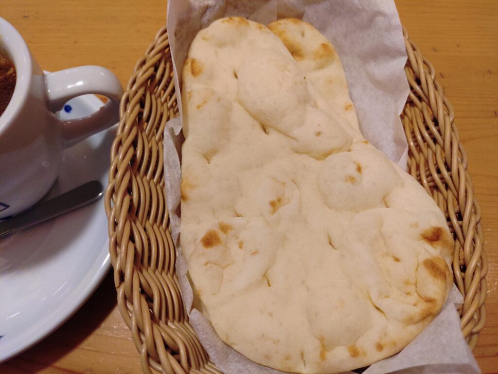 コメダ珈琲カリー祭りチーズナン