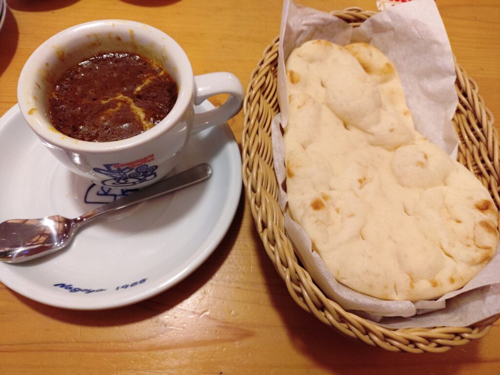 コメダ珈琲カリー祭りチーズナン