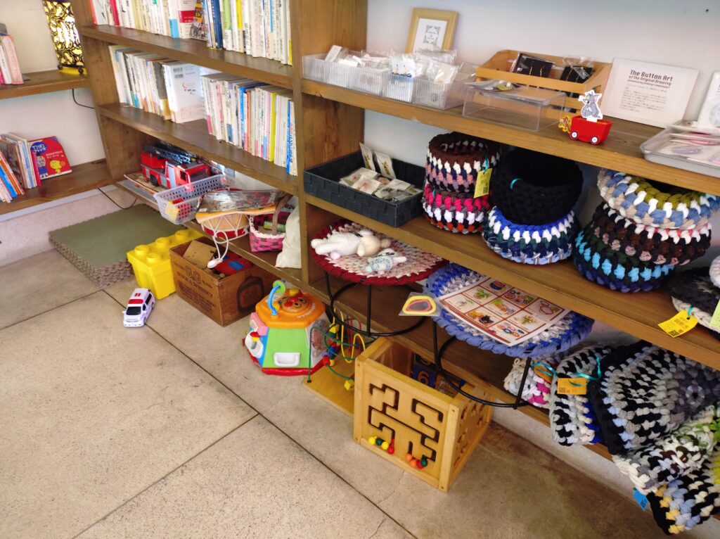 望月竹次郎商店,興津カフェ,清水,駄菓子屋,店内の様子
