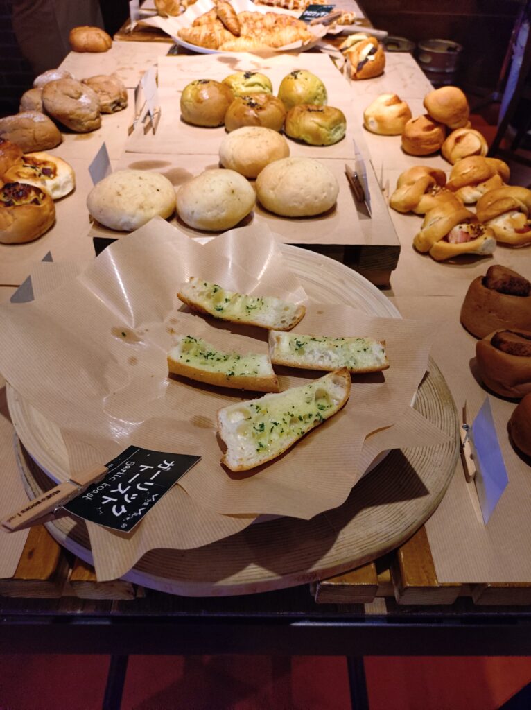 【BLUE BOOKS Cafe】（ブルーブックスカフェ）ランチタイム、静岡カフェ,静岡ランチ,パン,パスタ,ハンバーガー,レビュー