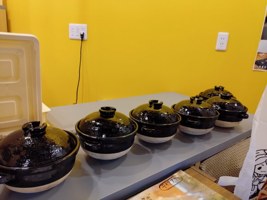 お米農家のおにぎり屋らいすぼうる外観 静岡ランチ、ランチ、おにぎり、音羽シート、土鍋ご飯、静岡おにぎりや、富士宮やきそば、子ども