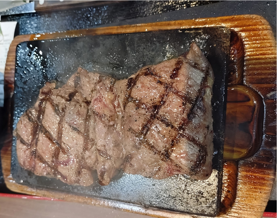 感動の肉と米,石田店,静岡,レビュー,メニュー,ご飯,おかわり自由,ステーキ,肉,量,駐車場,定休日,営業時間,ビックバンステーキ