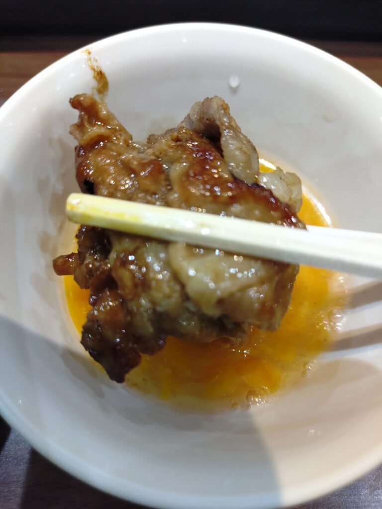 感動の肉と米,石田店,静岡,レビュー,メニュー,ご飯,おかわり自由,ステーキ,肉,量,駐車場,定休日,営業時間,ビックバンステーキ,ボルケーノカルビ,生卵