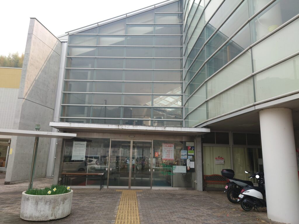 静岡市ふれあい健康増進館ゆらら,ゆらら料金,ゆらら予約,ゆらら営業時間,静岡プール,静岡室内プール,ゆらら,クーポン,いくら,ジム,売店,料金,営業時間,バス,浮き輪,イベント,料金