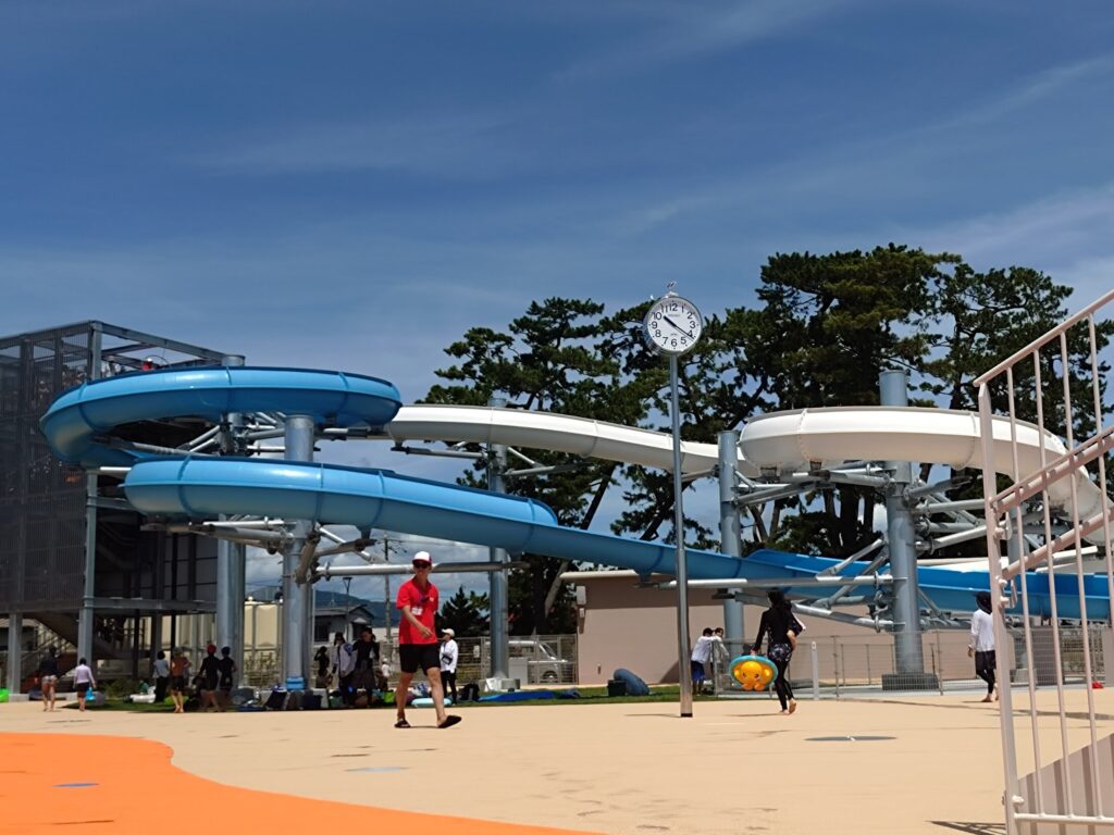 大浜公園プール,事前予約,大浜プール,清水,プール,売店,駐車場,シャトルバス,浮き輪,幼児,おむつ,飲食,有料シート,BBQ