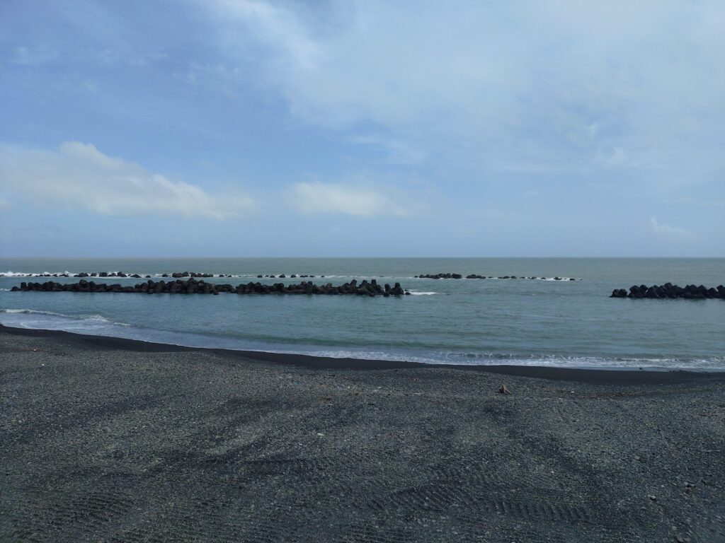 用宗海岸,用宗海水浴場,用宗海岸海水浴場,用宗,海,静岡,泳げる海,BBQ,駐車場,ハットパーク