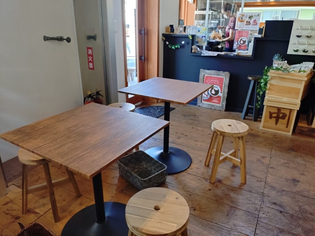 クラート,ヤギ,カフェ,デザート,かき氷,ベビーカステラ,清水,日本茶,メニュー,場所,定休日,営業時間,駐車場,子連れ歓迎