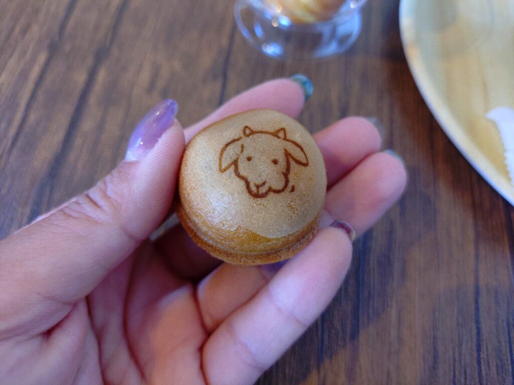 クラート,ヤギ,カフェ,デザート,かき氷,ベビーカステラ,清水,日本茶,メニュー,場所,定休日,営業時間,駐車場,子連れ歓迎