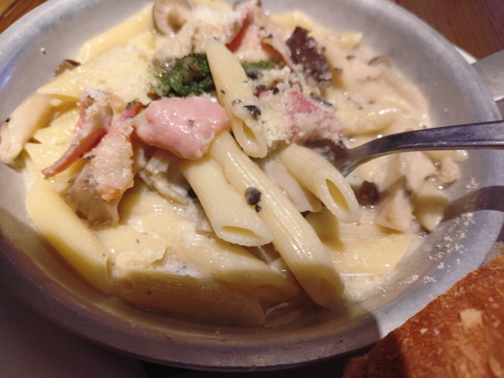 パスタ,ランチ,静岡,静岡駅前,ボウリング,静活プラザボウル,ランチ,アイス,営業時間,定休日,駐車場,アルティエ