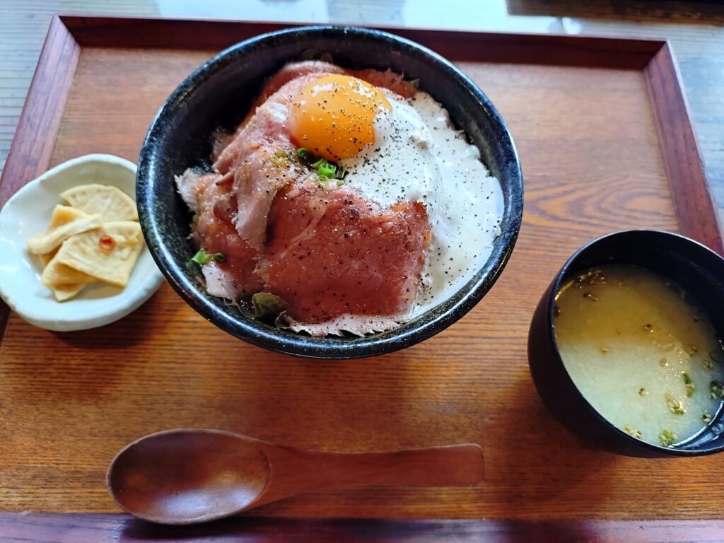 藤枝,肉屋,焼肉,ローストビーフ,肉屋堀もと,ほりもと,堀もと,堀本,定休日,駐車場,メニュー,レビュー,写真,ランチ,営業時間,駅近,人気,待ち時間