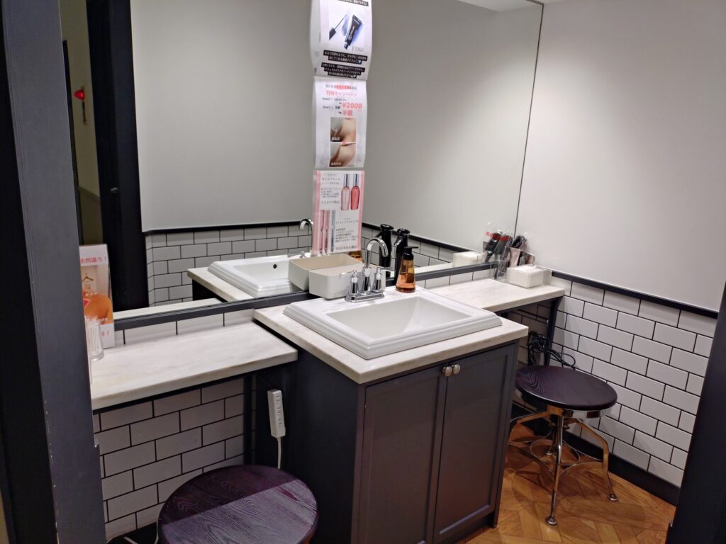 メディカルエステマドンナ,沼津,メディカルエステマドンナ沼津店,駅近,脱毛,駐車場,フェイシャル,マッサージ,リンパ,痩身,痩身エステ,全身脱毛,VIO,鼻毛,駐車場,定休日,子ども,予約,営業時間