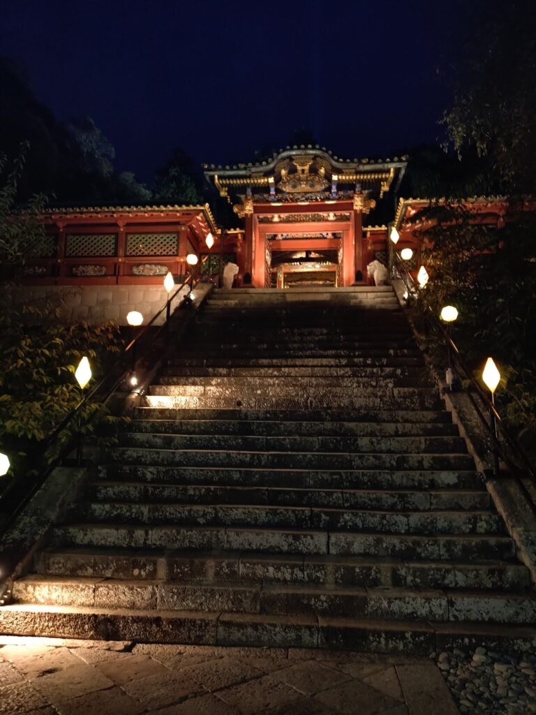 夜間特別拝観,日本平ロープウェイ,徳川家康公,静岡,清水,神社,久能山,久能山東照宮,夜,いろどり,イベント,夜間,ロープウェイ,料金,割引,当日,前日,レビュー,体験,駐車場,行き方