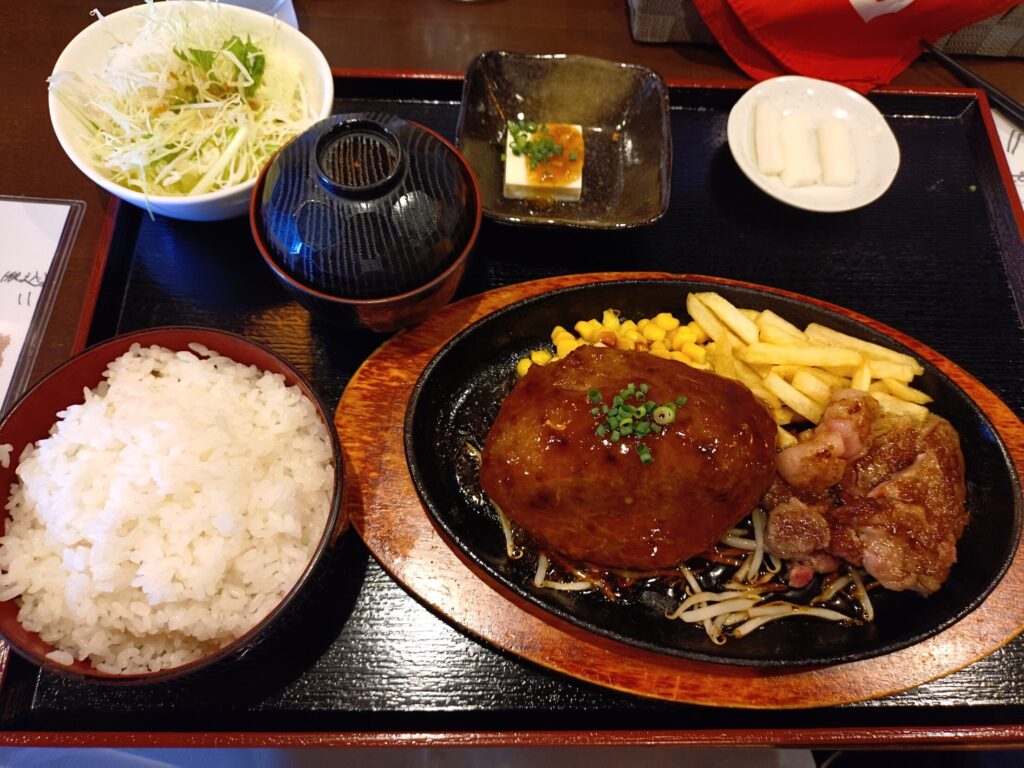 田中亭,三島,静岡,ハンバーグ,人気,有名,三島スカイウォーク,駐車場,定休日,営業時間,予約,子ども連れ,ランチ,ステーキ,肉,おすすめ