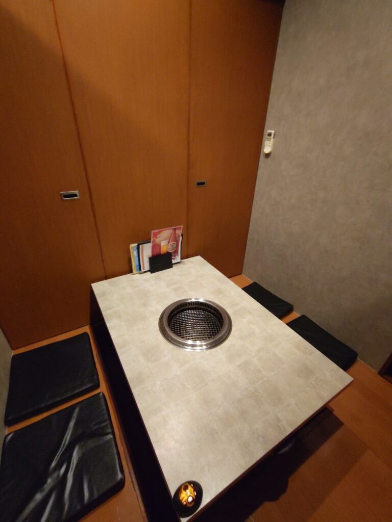 静岡,清水,焼肉,びっくり屋,個室、k喫煙,子ども連れ,おすすめ,駐車場,びっくり屋,定休日,営業時間,予約