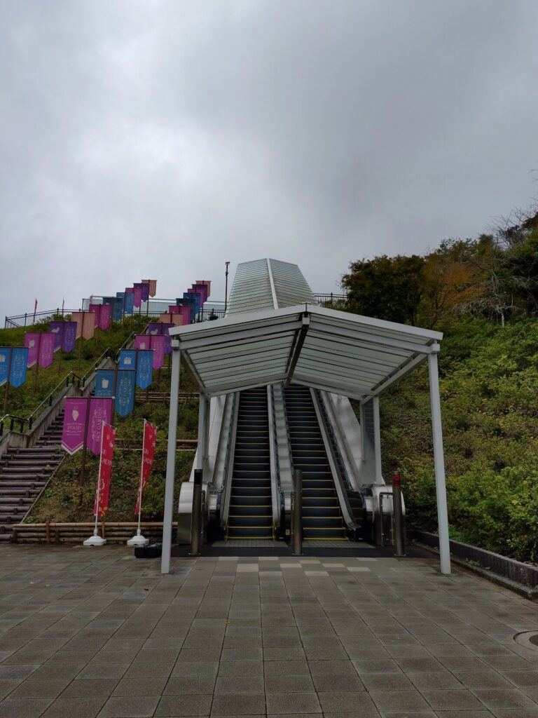 三島スカイウォーク,三島,スカイウォーク,静岡,観光,絶景スポット,吊り橋,駐車場,富士山,見える,子ども,カップル,デート,家族,駐車場,定休日,ランチ,アクティビティ,雨の日,見どころ,モデル,料金,アクティビティ,犬