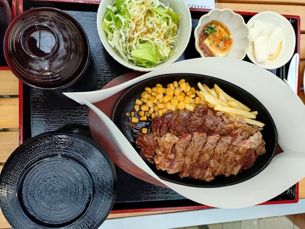 田中亭,三島スカイウォーク,三島,ハンバーグ,2号店,営業時間,ランチ,駐車場,メニュー,本店,ステーキ,定休日