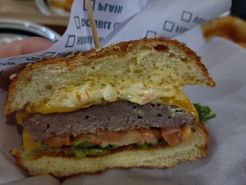 静岡,グルメ,用宗,ハットパーク,海,ハンバーガー,ハワイ,シュリンプ,営業時間,定休日,ドーナツ,グレイトフルズ,駐車場