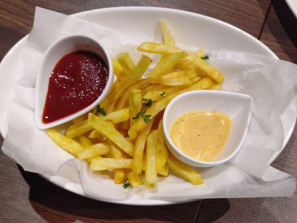 マナオとハッチと下僕パパ,清水,静岡,静岡グルメ,イタリアン,ランチ,ディナー,子ども,パスタ,ピザ,駐車場,定休日,営業時間,レビュー,予約,女子会,忘年会,飲み会