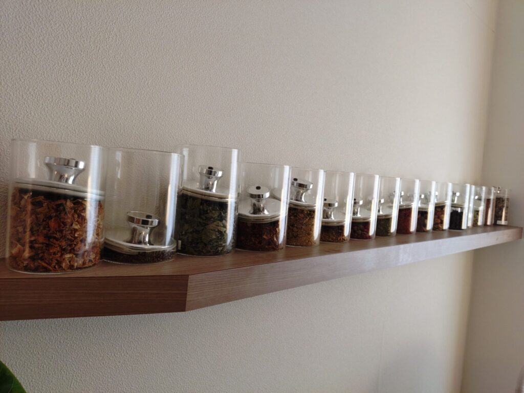 よもぎ蒸し,静岡,デトックス,サウナ,ダイエット,漢方,めぐりあ,妊活,温活,サロン,MEGURIA,駐車場,予約,飛び込み,腸活,エステ,生理痛,PMS