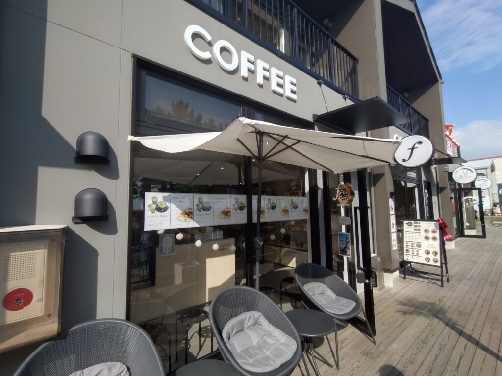 用宗,ハットパーク,海,観光,ハンバーガー,テラコスタ,カフェ,静岡,HUT PARK 用宗, 用宗カフェ, 静岡観光, 海の見えるカフェ, 静岡おでかけ, スイーツ, 複合施設, 親子スポット, 駿河区観光よつ葉 FLUFFY ICE, EAST棟, WEST棟, 用宗駅, 用宗海岸, 駐車場, 海辺リゾート, 静岡カフェ巡り, ドライブスポット, ファミリーおでかけ,ホテル