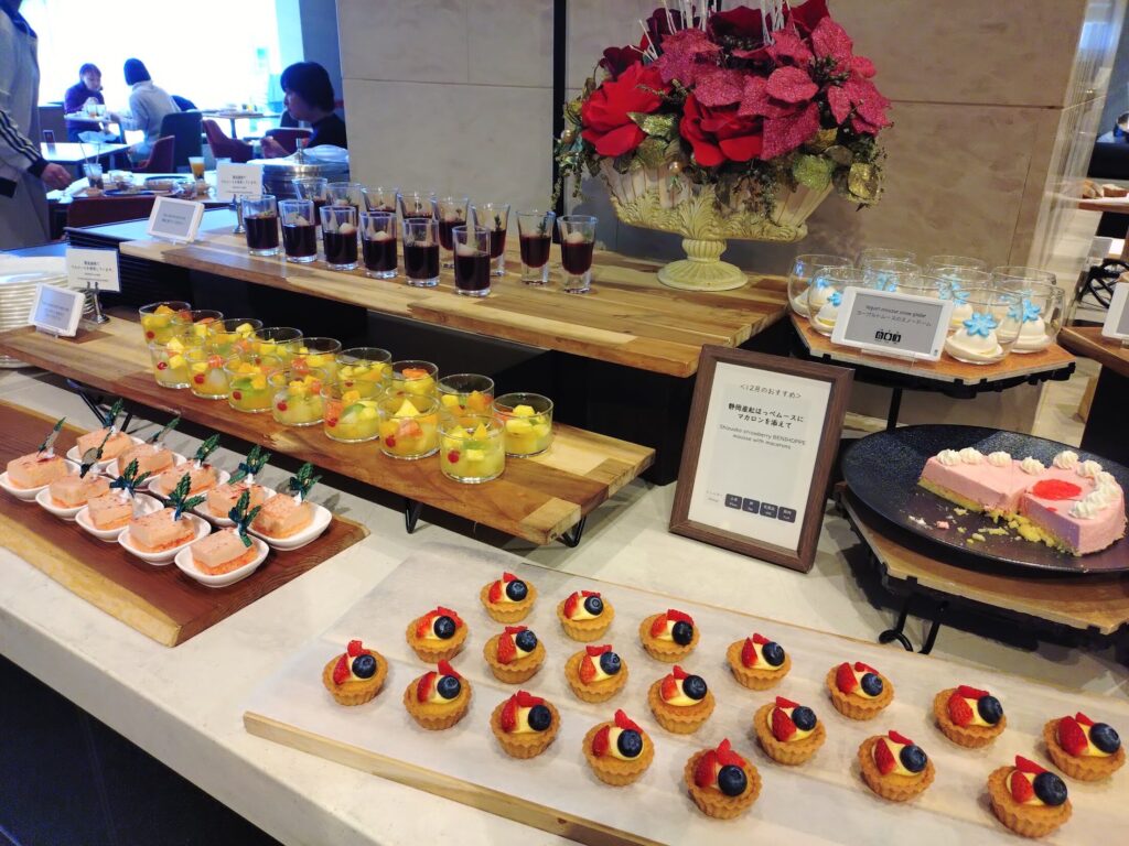 ホテルアソシア,アソシア,静岡,ホテル,パーゴラ,ランチ,ディナー,ビュッフェ,忘年会,新年会,飲み放題,食べ放題,営業時間,予約,定休日,レビュー