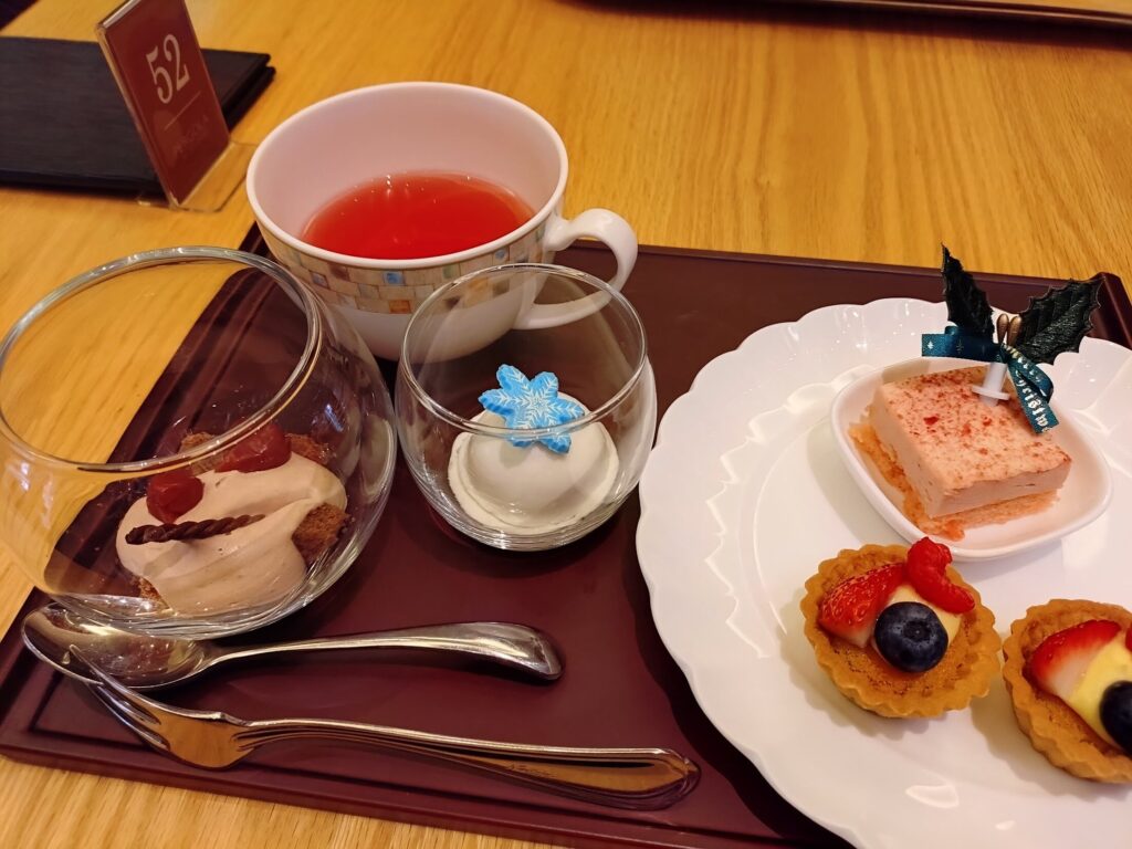 ホテルアソシア,アソシア,静岡,ホテル,パーゴラ,ランチ,ディナー,ビュッフェ,忘年会,新年会,飲み放題,食べ放題,営業時間,予約,定休日,レビュー