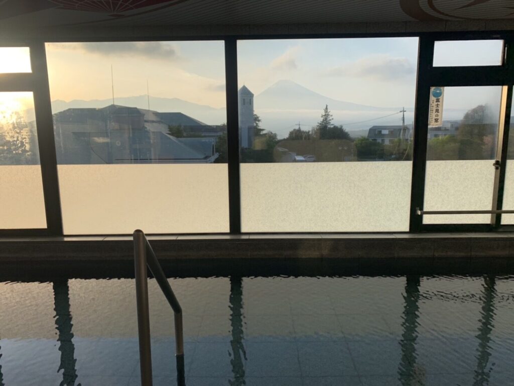 ゆうだい温泉,雄大温泉,三島,温泉,食事,ランチ,足湯,露天風呂,個室,タトゥー,営業時間,場所,駐車場,定休日,子ども,刺青,入れ墨,お得,静岡,ランチ,ディナー,我が家,酒,料金,コース