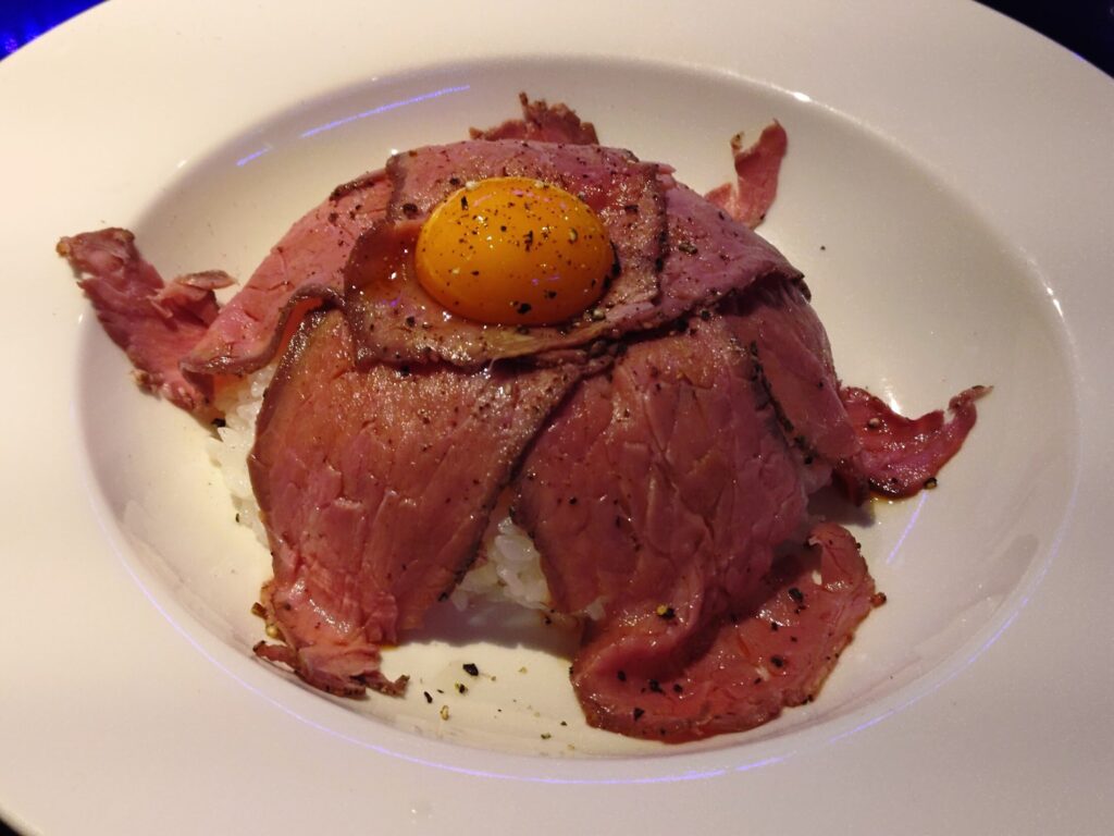 LAU,ラウ,ダイニングバー,居酒屋,静岡,駅近,喫煙,たばこ,子ども連れ,バー,定休日,営業時間,場所,駐車場,ディナー,飲み放題,デート,誕生日,二次会,女子会,深夜営業