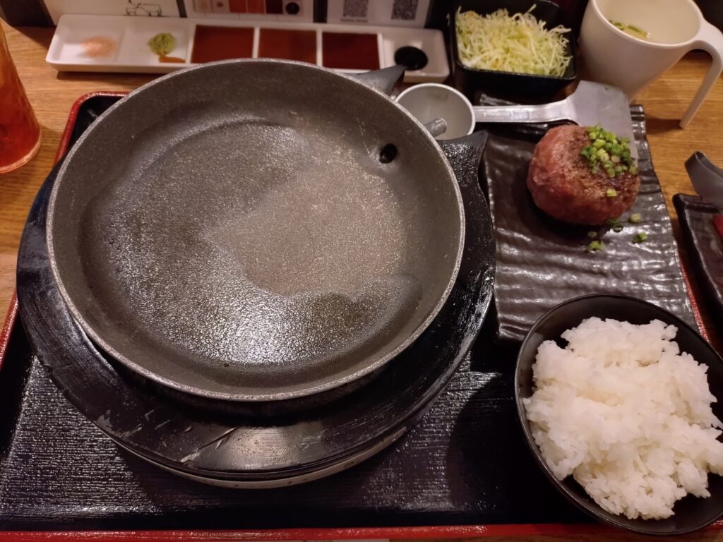 花より、ハンバーグ。,静岡,駐車場,場所,どこ,アスティ,ASTY,ハンバーグ,ランチ,ディナー,定休日,営業時間,グルメ,肉,駅,近,メニュー,