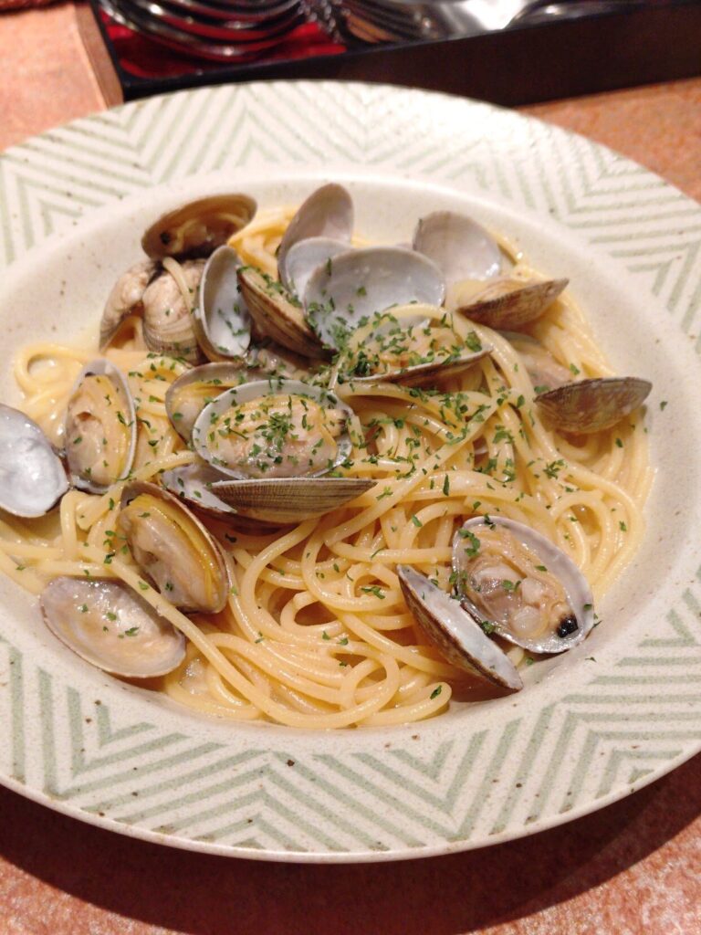 静岡,清水,すぱげてぃ屋,パスタ,エスパルス,駐車場,カルボナーラ,ナポリタン,定休日,営業時間,予約,ランチ,ディナー,子ども連れ,有東坂,メニュー