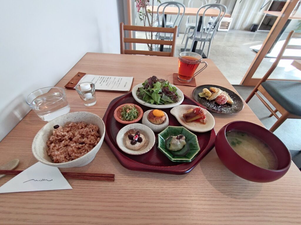 静岡市,駿河区,魅縲, みるい,みりい,ランチ, グルテンフリー ,ランチ, ヴィーガン,駿河区 ヘルシー, 野菜プレート,カフェ,営業時間,定休日,場所,行き方,駐車場