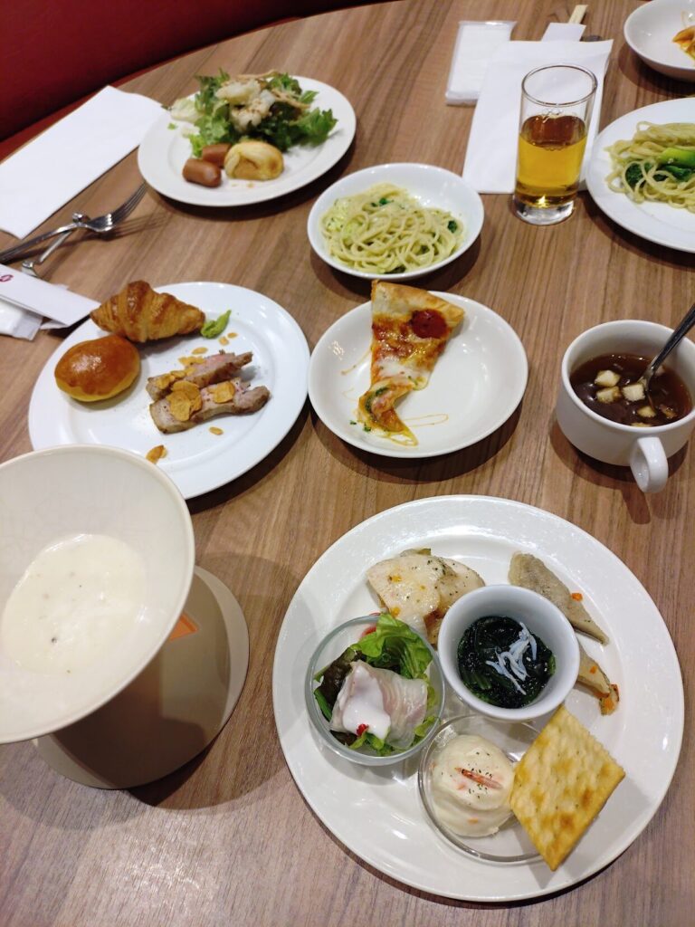 中島屋グランドホテル,クロスロード,静岡,ビュッフェ,食べ放題,バイキング,デザート,駅近.子ども,ドレスコード,ランチ,静岡グルメ,ディナー,駐車場,予約,定休日,