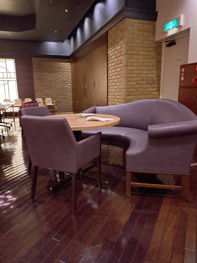 中島屋グランドホテル,クロスロード,静岡,ビュッフェ,食べ放題,バイキング,デザート,駅近.子ども,ドレスコード,ランチ,静岡グルメ,ディナー,駐車場,予約,定休日,