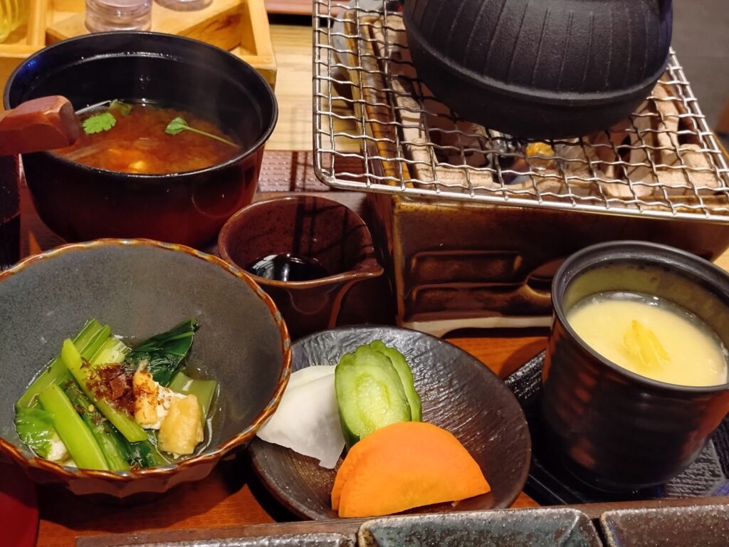 富士,ランチ,うなぎ,静岡,ひつまぶし,トンカツ,ヒレカツ,天丼,刺身,定食,まさご,米えにし,駐車場,定休日,お食い初め,法事,鰻,