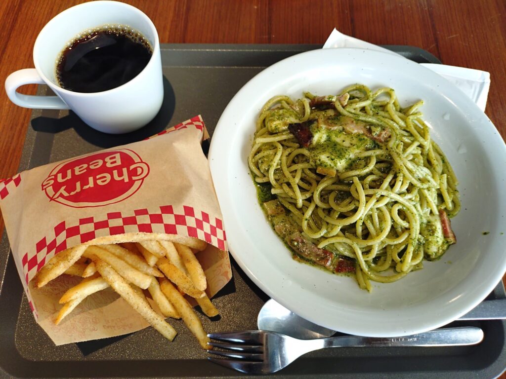 チェリービーンズカフェ,チェリビ.呉服町,カフェ,ランチ,パスタ,子連れ,子ども,静岡,駅,Wi-Fi,コンセント,予約,定休日,営業時間,チェリービーンズ,ポテト