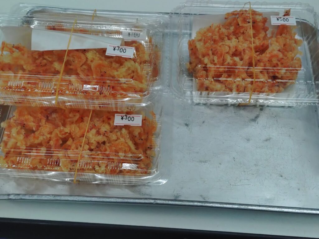 ゆい桜えび館,静岡,観光,清水,見学,子ども,桜えび,サクラエビ,由比,ランチ,定休日,駐車場,お土産,かき揚げ,しらす