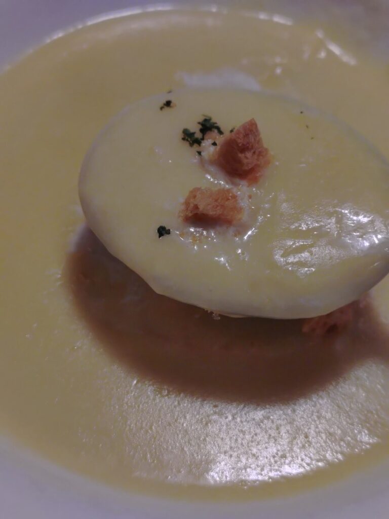 静岡,静岡グルメ,静岡駅,駅近,紺屋町,ランチ,ディナー,ハンバーグ,煮込みハンバーグ,有名,さやわか,定休日,駐車場,連携駐車場,営業時間,予約