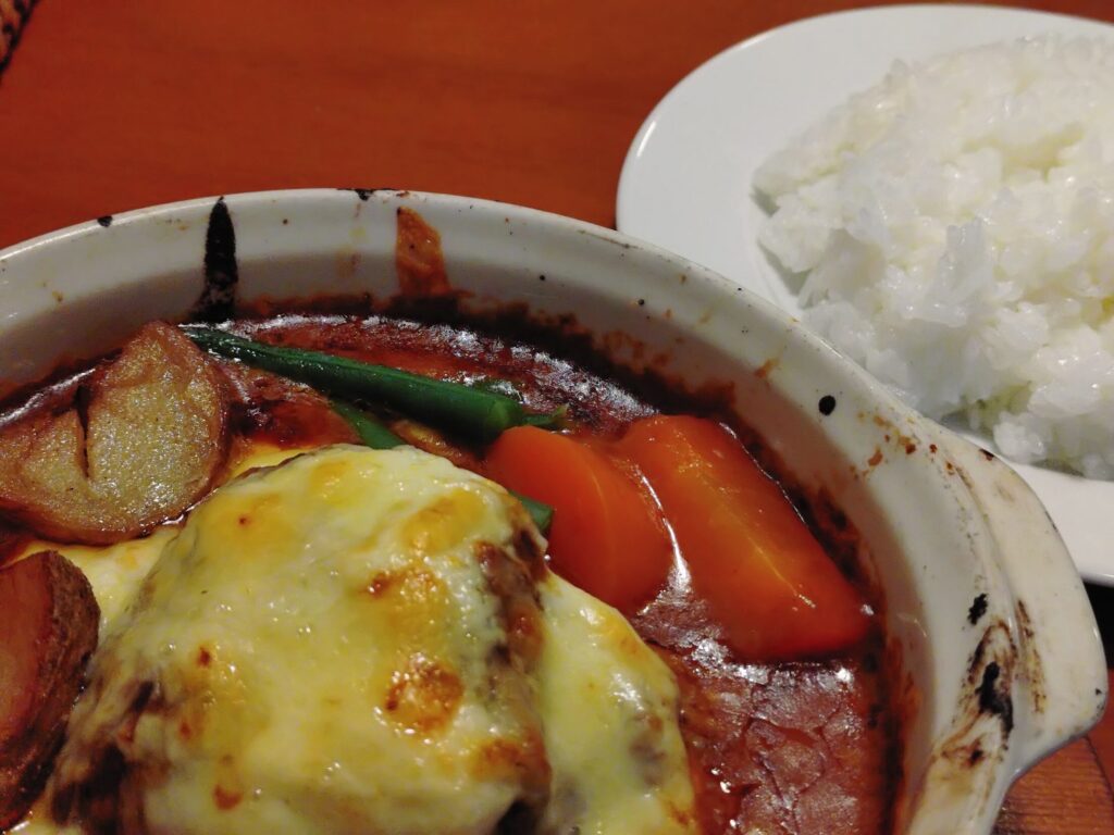 静岡,静岡グルメ,静岡駅,駅近,紺屋町,ランチ,ディナー,ハンバーグ,煮込みハンバーグ,有名,さやわか,定休日,駐車場,連携駐車場,営業時間,予約