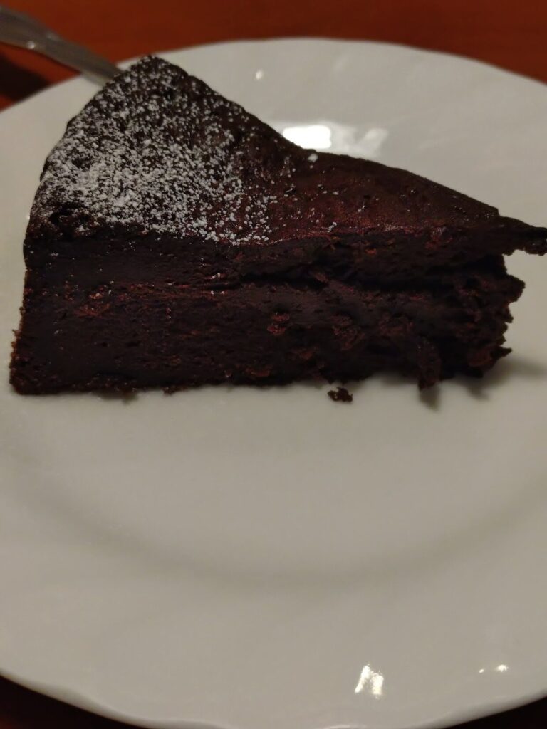 静岡,静岡グルメ,静岡駅,駅近,紺屋町,ランチ,ディナー,ハンバーグ,煮込みハンバーグ,有名,さやわか,定休日,駐車場,連携駐車場,営業時間,予約